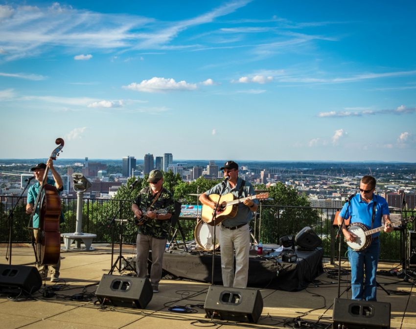 Photo Gallery Iron Horse